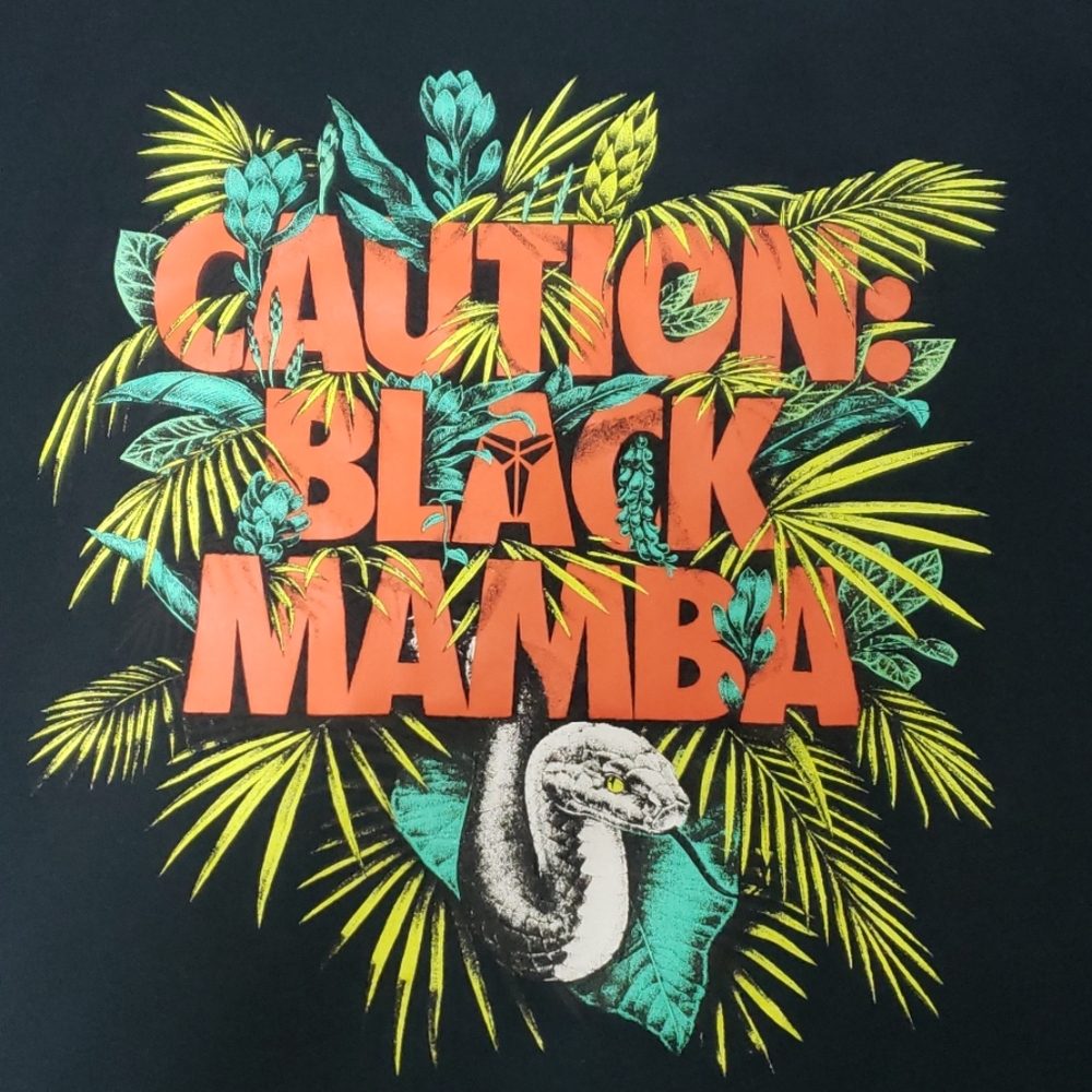 YOUTH SIZE-- NIKE DRI-FIT Black Mamba Tee